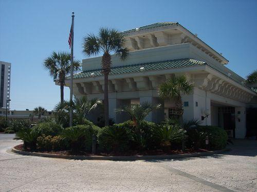 Holiday Inn On The Beach 德斯廷 外观 照片