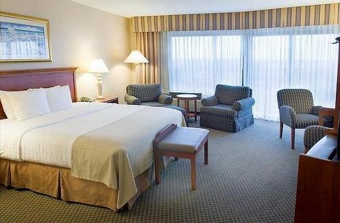 Holiday Inn On The Beach 德斯廷 客房 照片